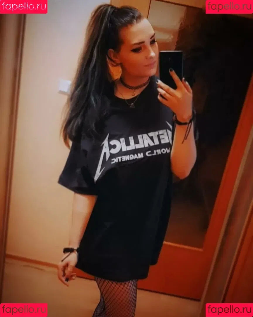 SmashLunatic Onlyfans Photo Gallery 