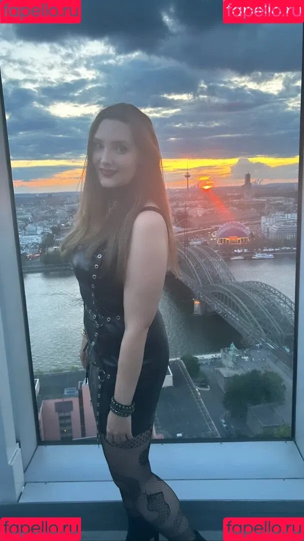 SmashLunatic Onlyfans Photo Gallery 