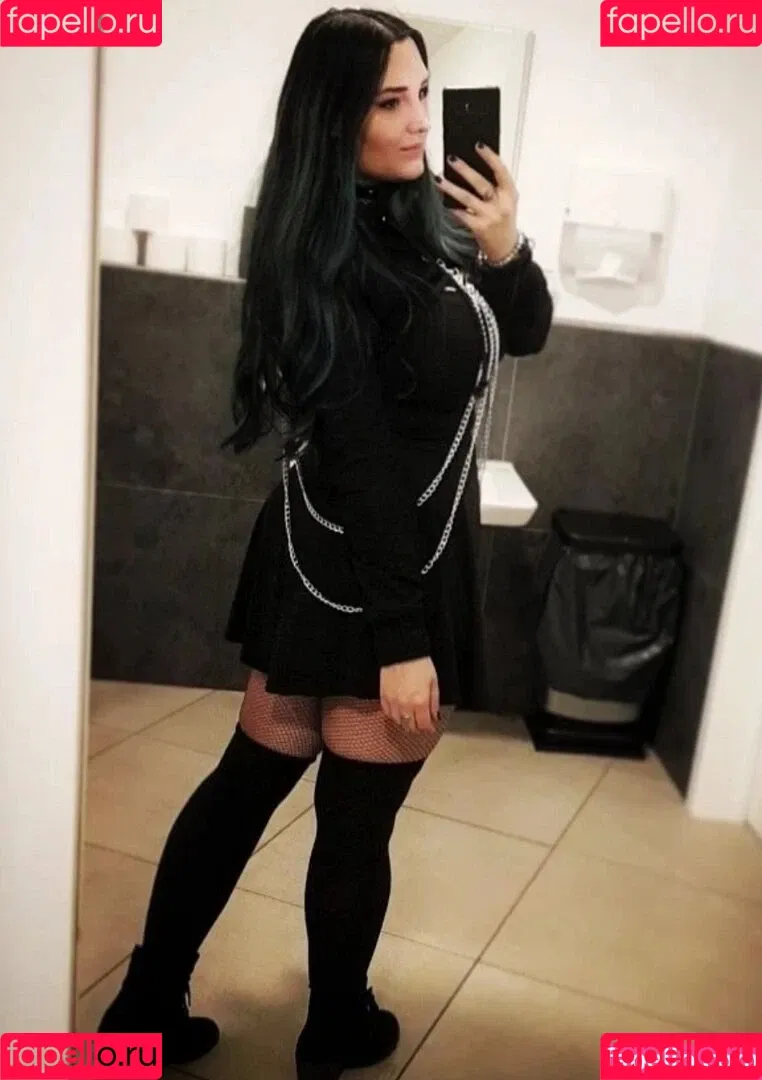 SmashLunatic Onlyfans Photo Gallery 