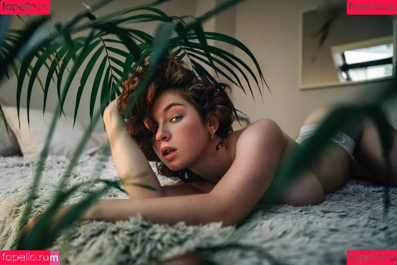 Sathira Onlyfans Photo Gallery 