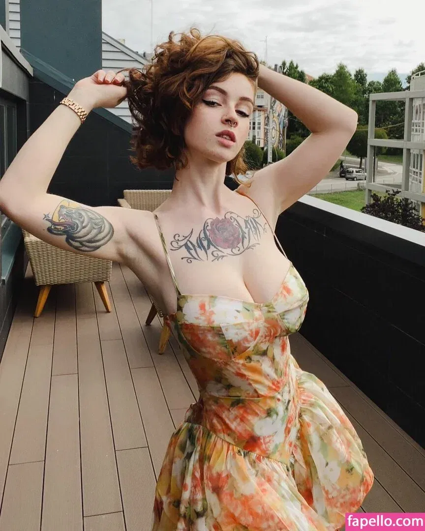 Sathira Onlyfans Photo Gallery 