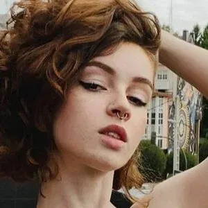 Sathira Onlyfans Photo Gallery 