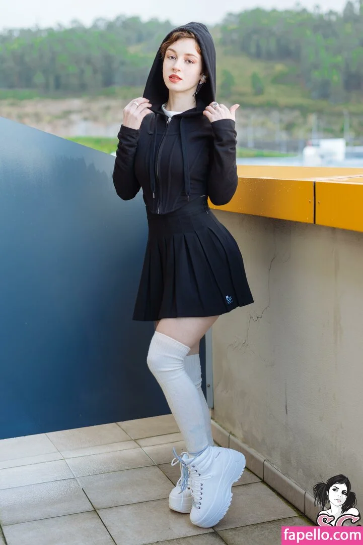 Sathira Onlyfans Photo Gallery 