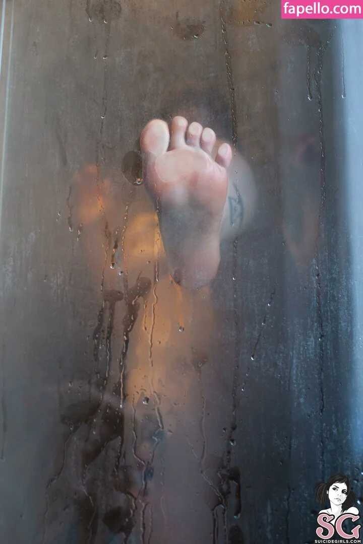 Sathira Onlyfans Photo Gallery 