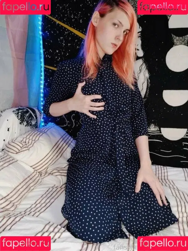Alice Redfox Onlyfans Photo Gallery 