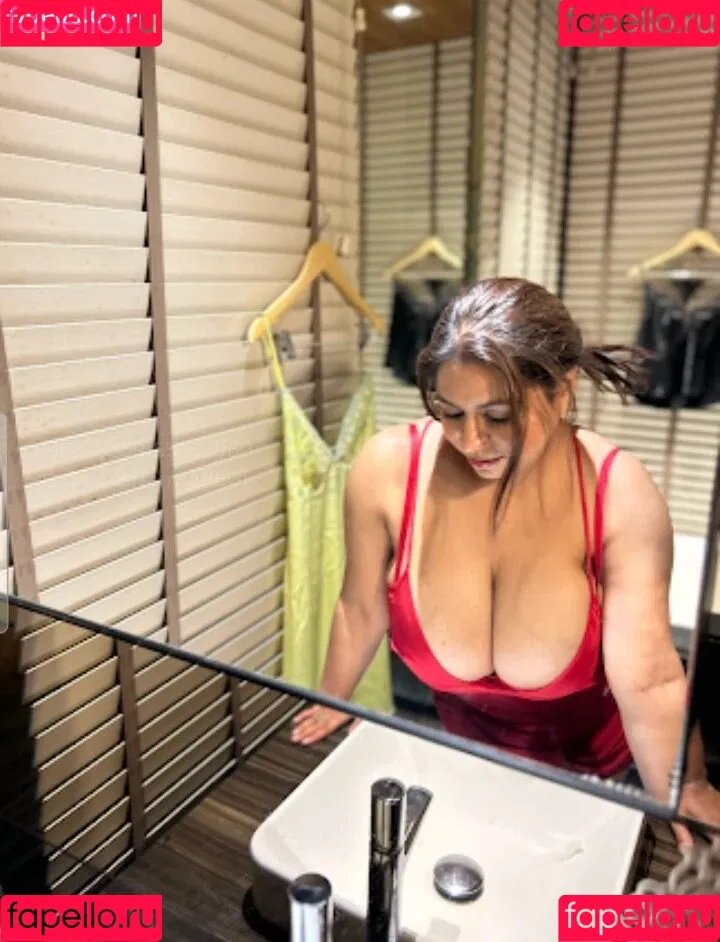 Charu S Onlyfans Photo Gallery 