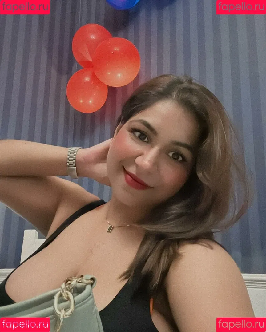Charu S Onlyfans Photo Gallery 