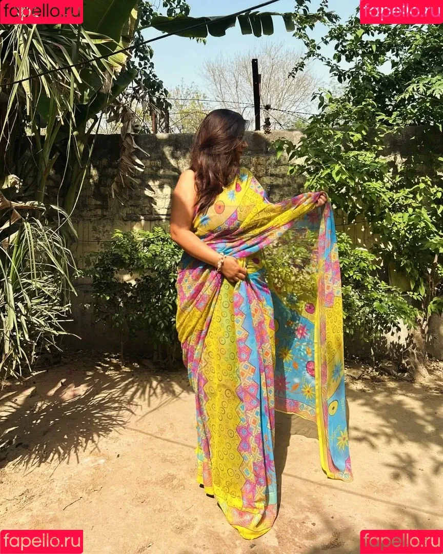 Charu S Onlyfans Photo Gallery 