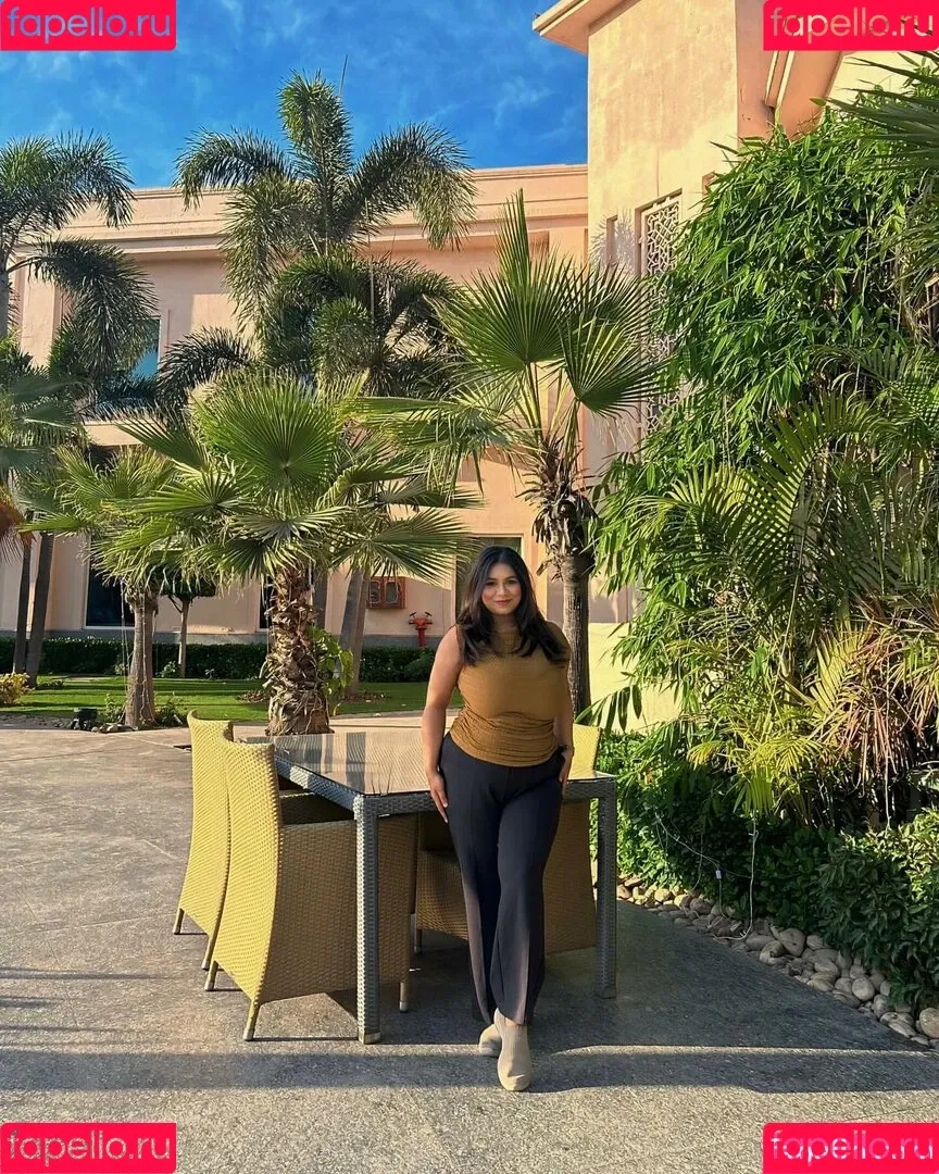 Charu S Onlyfans Photo Gallery 