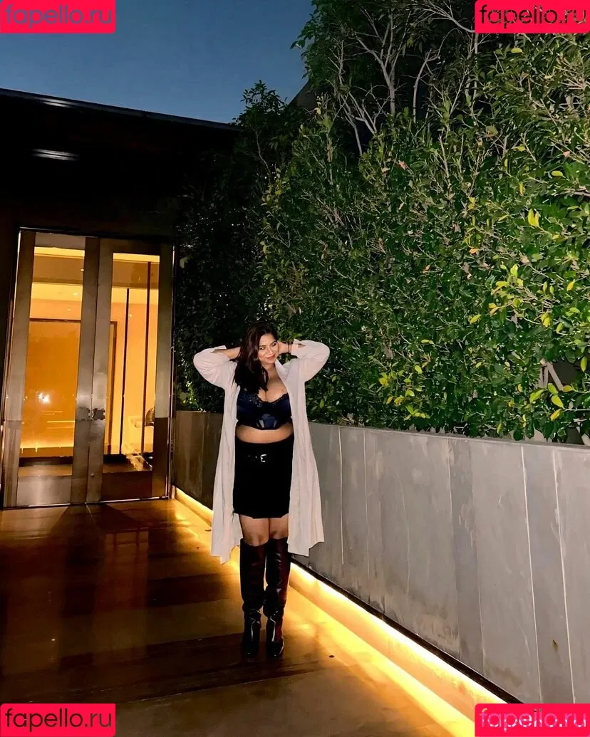 Charu S Onlyfans Photo Gallery 