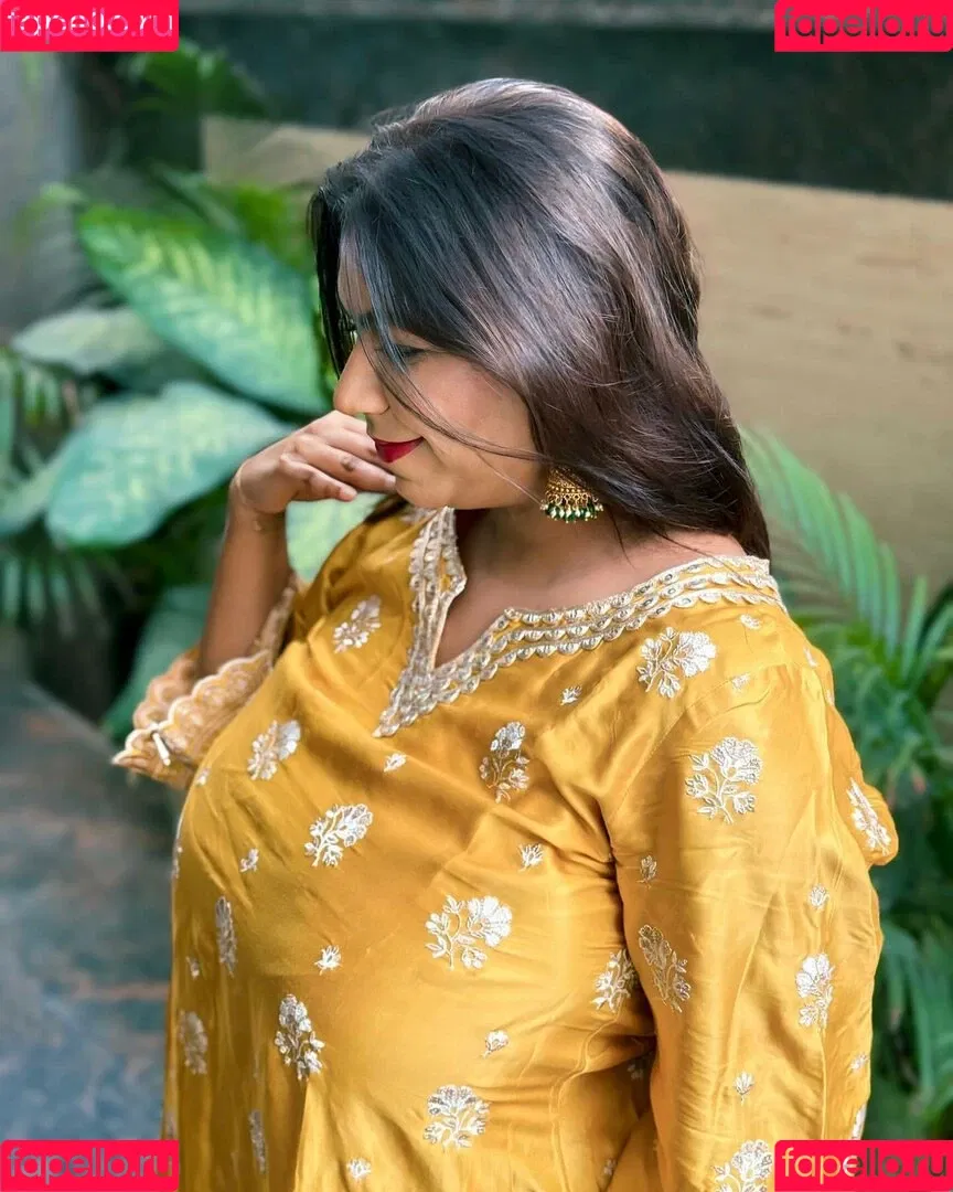 Charu S Onlyfans Photo Gallery 