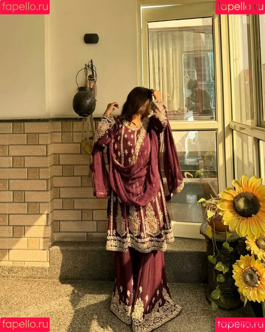 Charu S Onlyfans Photo Gallery 