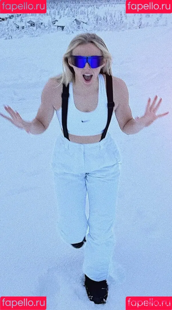 Chloe Kelly Onlyfans Photo Gallery 
