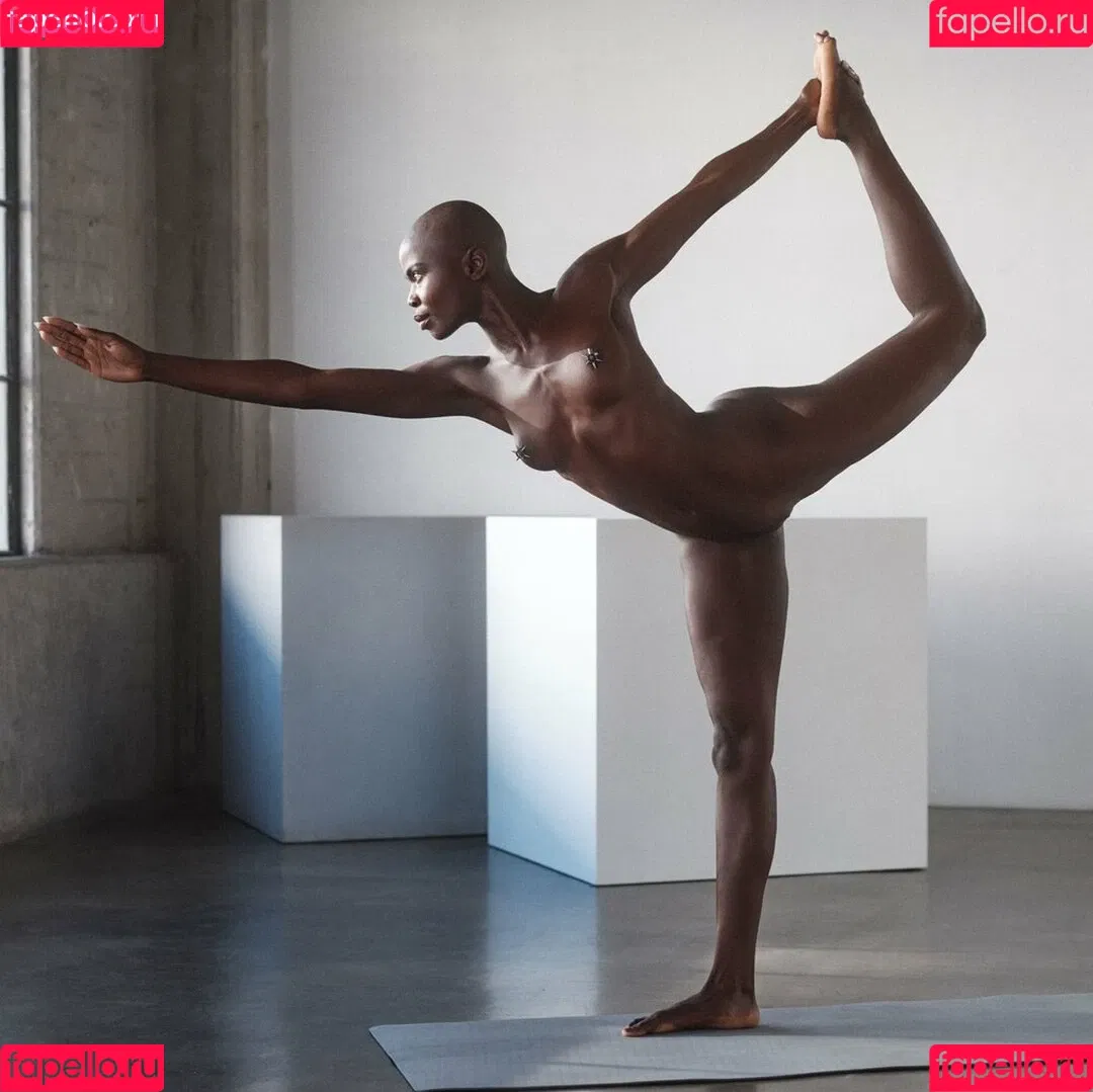 TrueNakedYoga Onlyfans Photo Gallery 