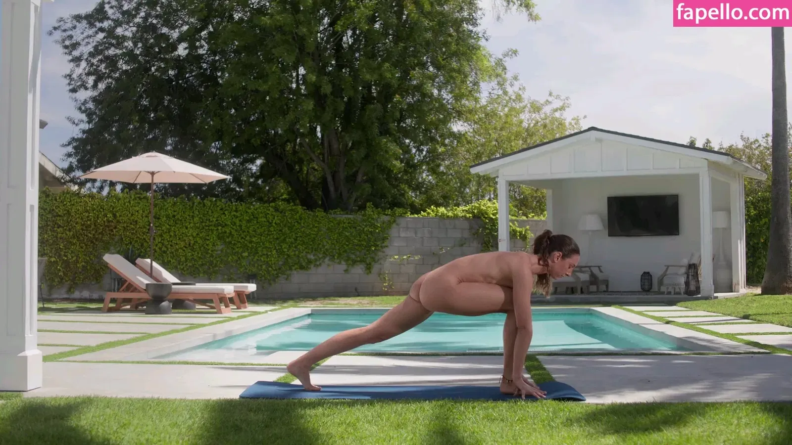 TrueNakedYoga Onlyfans Photo Gallery 