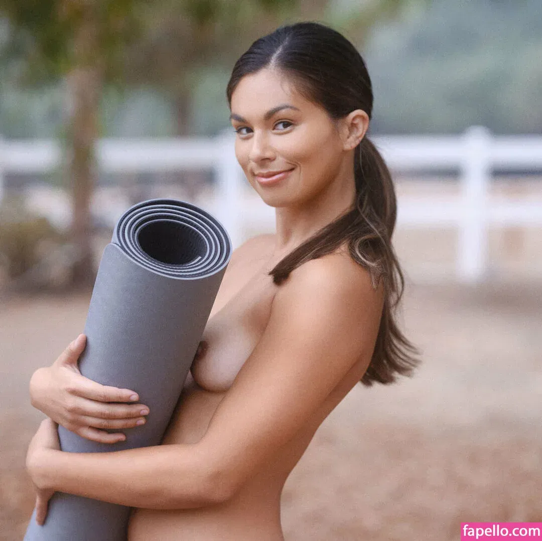 TrueNakedYoga Onlyfans Photo Gallery 