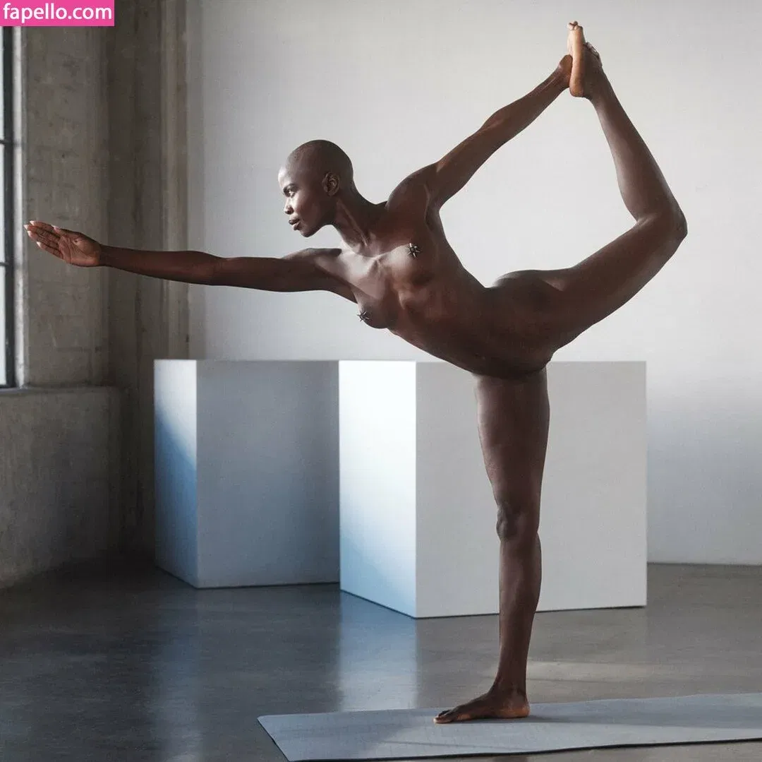 TrueNakedYoga Onlyfans Photo Gallery 