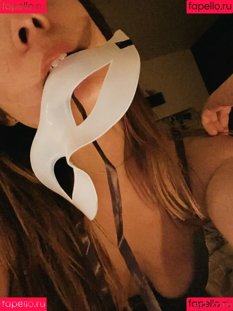 anac_gtz // art.romi Onlyfans Photo Gallery 