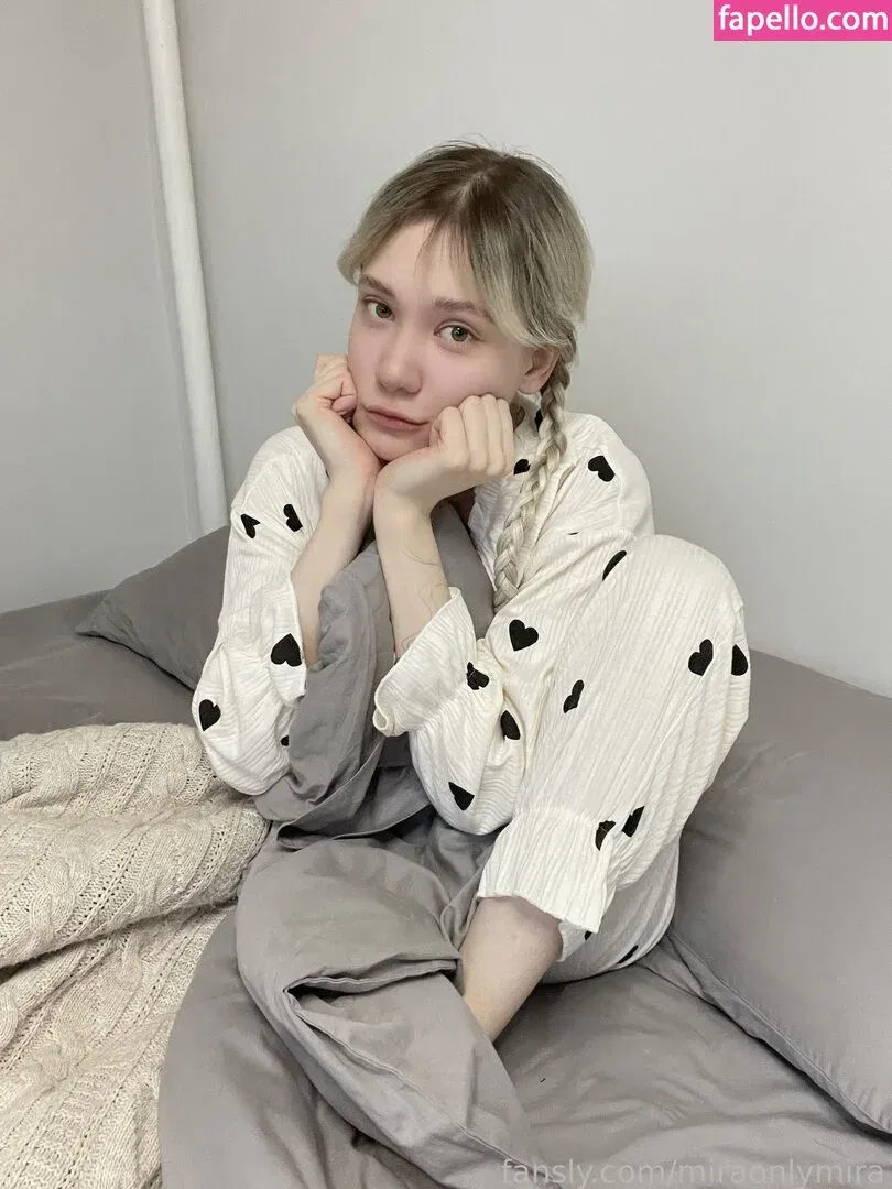 miraonlymira Onlyfans Photo Gallery 