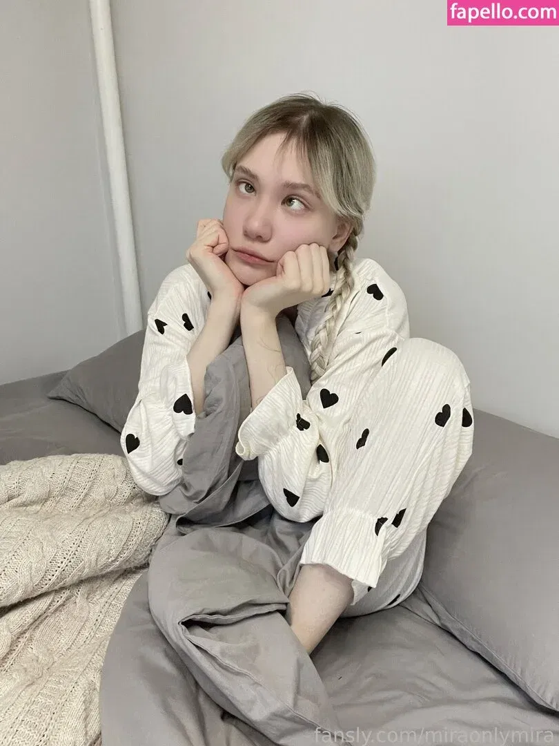 miraonlymira Onlyfans Photo Gallery 