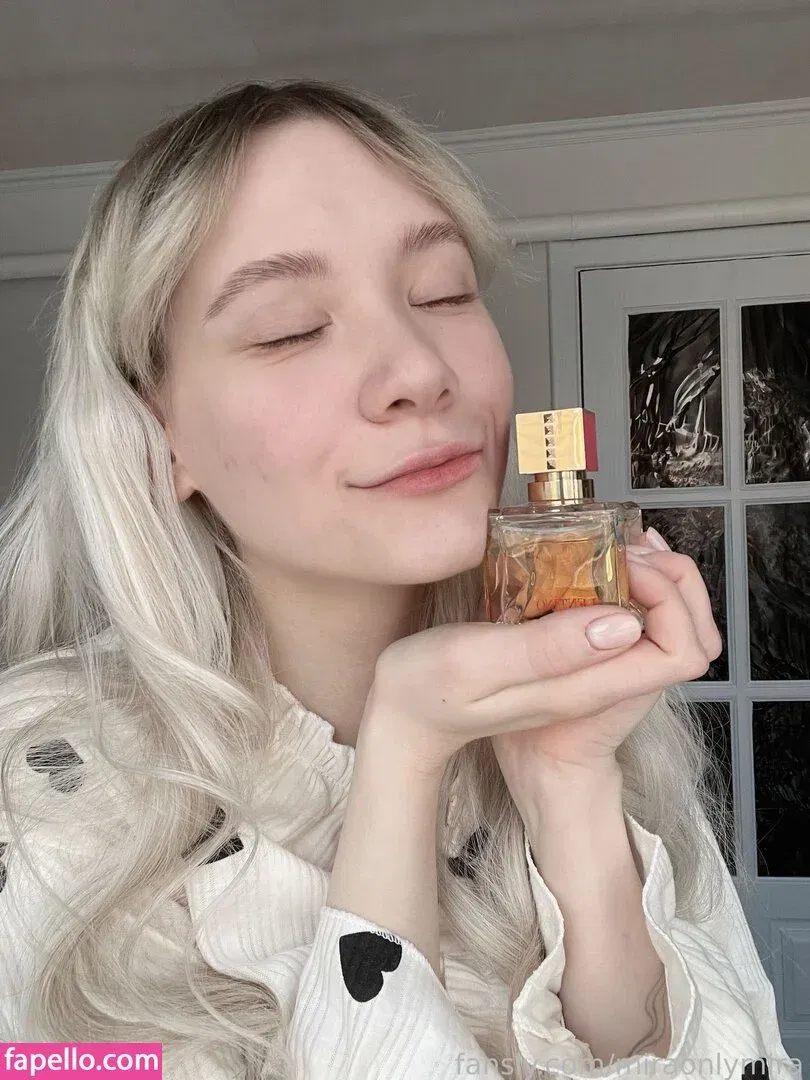 miraonlymira Onlyfans Photo Gallery 