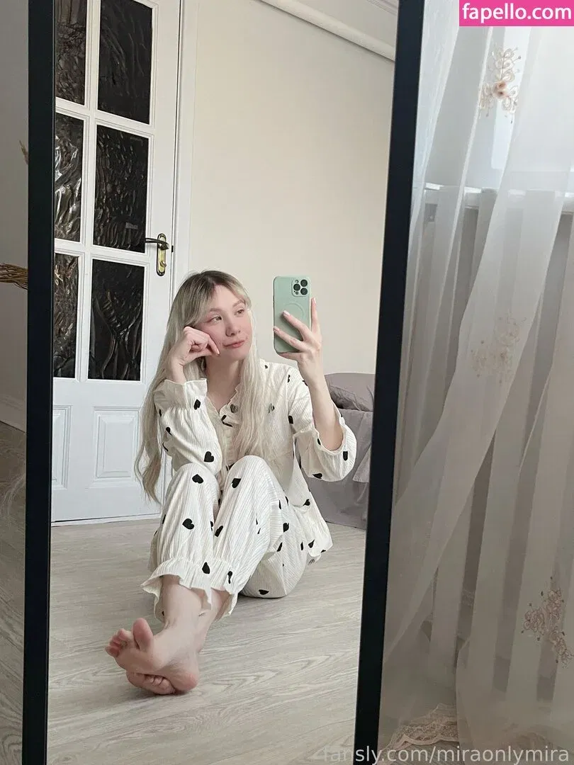 miraonlymira Onlyfans Photo Gallery 