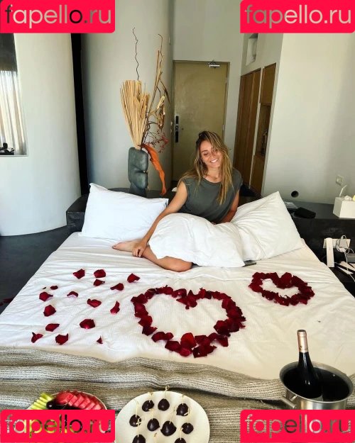 Paula Badosa Onlyfans Photo Gallery 