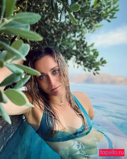 Paula Badosa Nude Onlyfans Photo 34