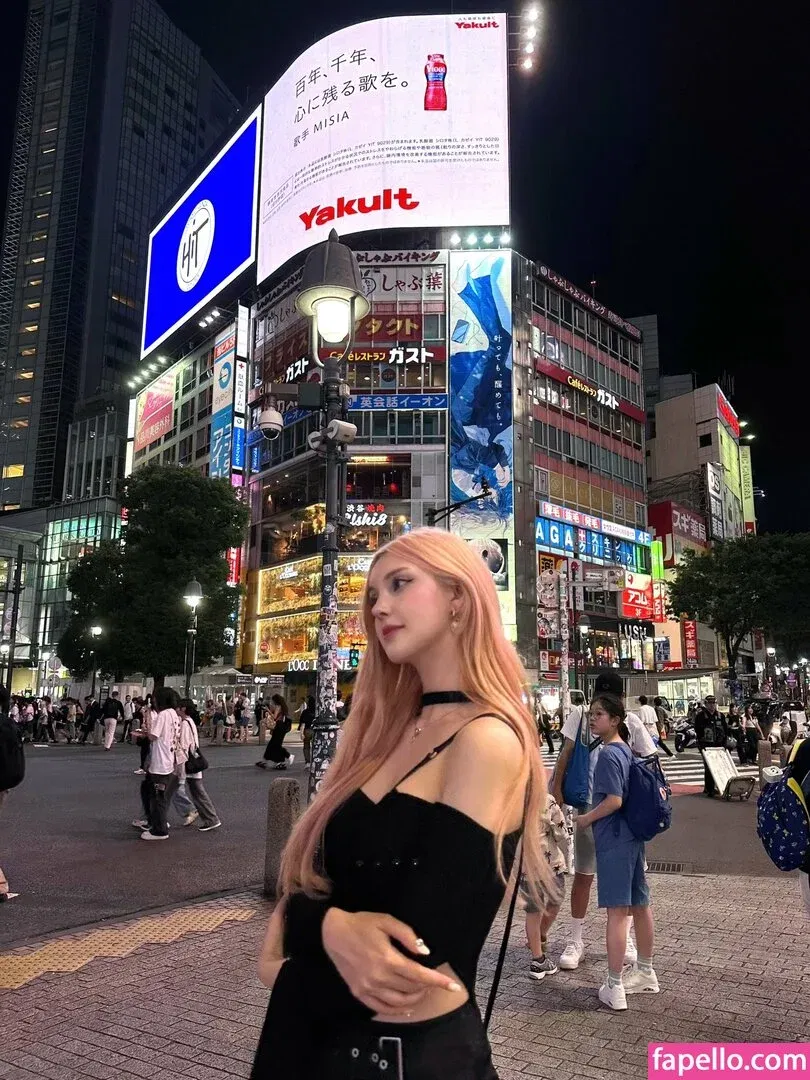 Julia Majch | Shieru Onlyfans Photo Gallery 