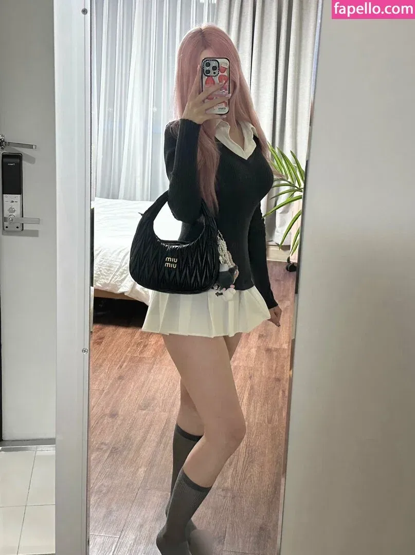 Julia Majch | Shieru Onlyfans Photo Gallery 