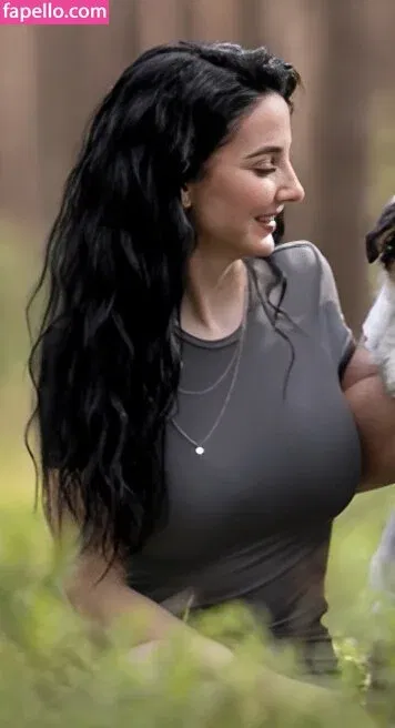 Laurine Onlyfans Photo Gallery 