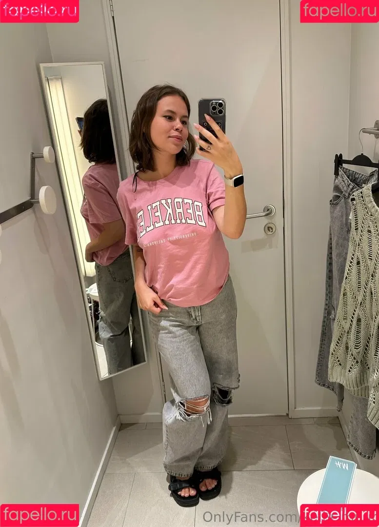 kelly_muur Onlyfans Photo Gallery 