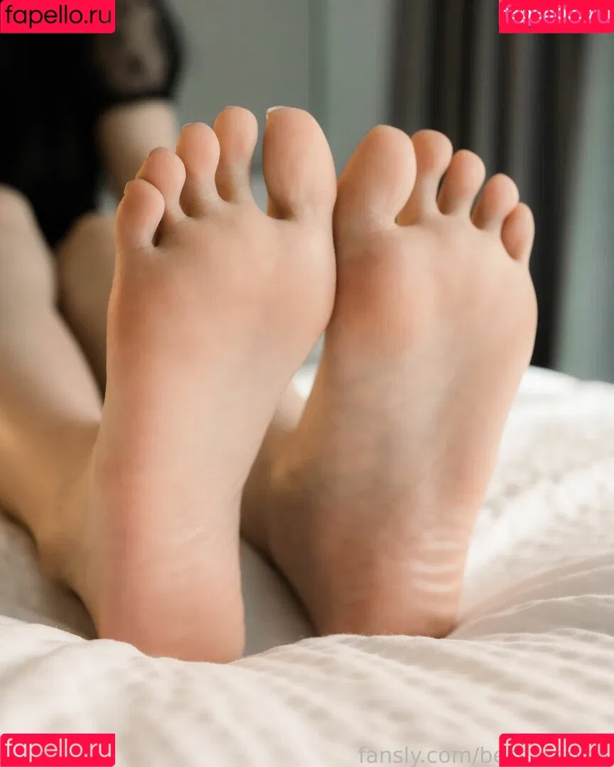 Beccaksoles Onlyfans Photo Gallery 