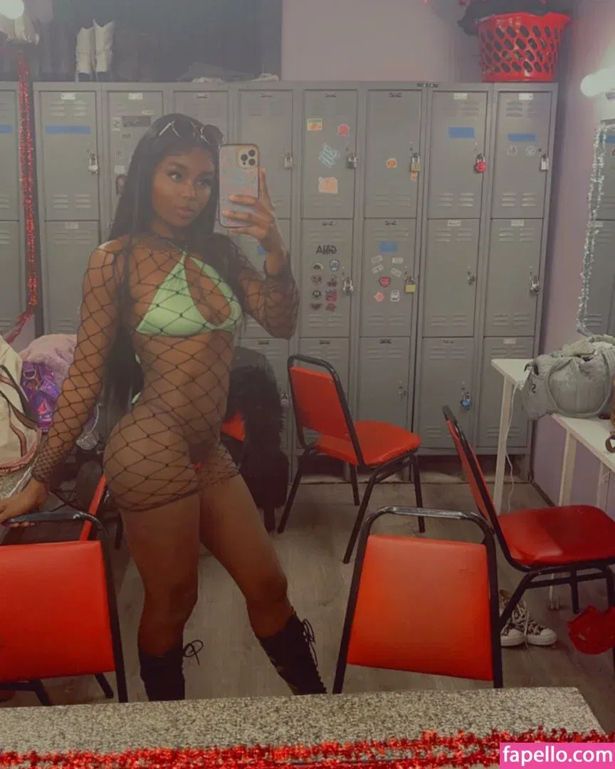 Kandie Monaee Onlyfans Photo Gallery 