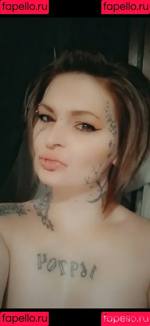 lluvely Onlyfans Photo Gallery 