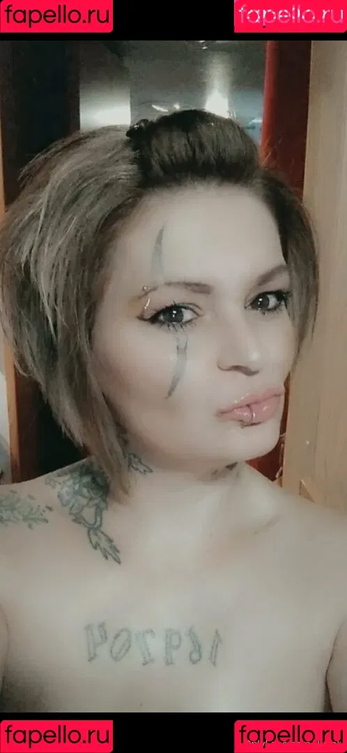 lluvely Onlyfans Photo Gallery 