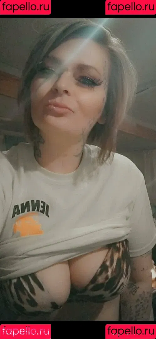 lluvely Onlyfans Photo Gallery 
