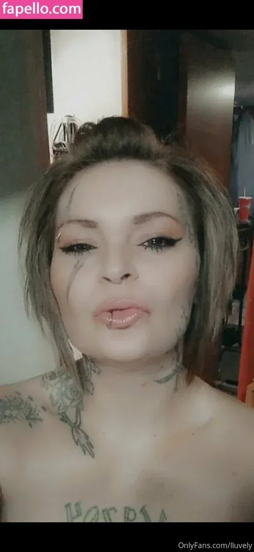 lluvely Onlyfans Photo Gallery 