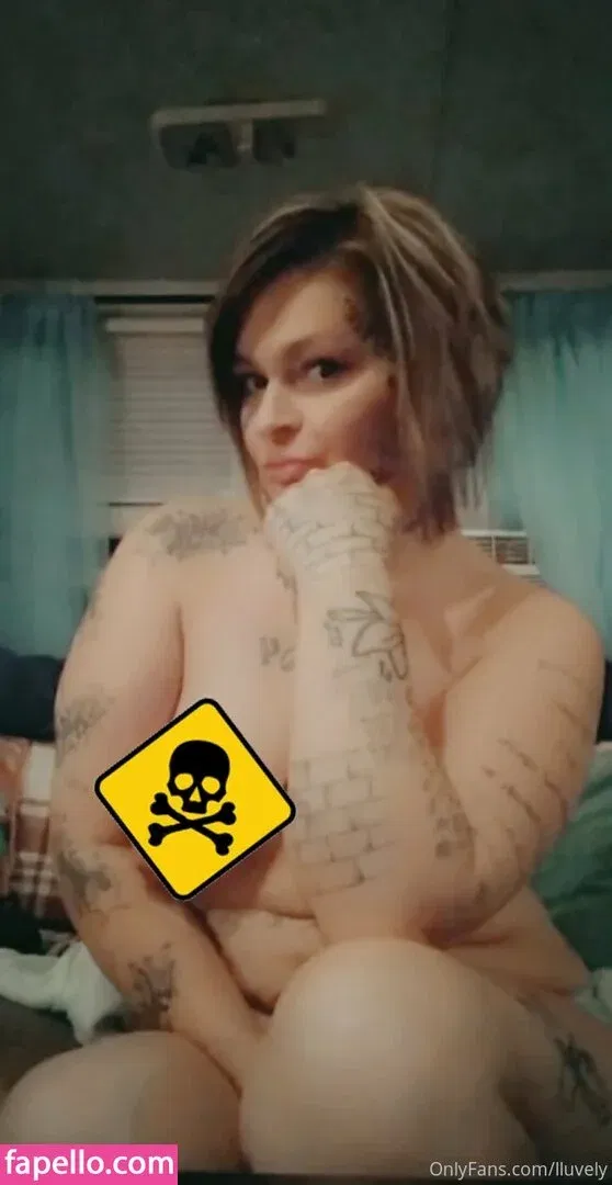 lluvely Onlyfans Photo Gallery 