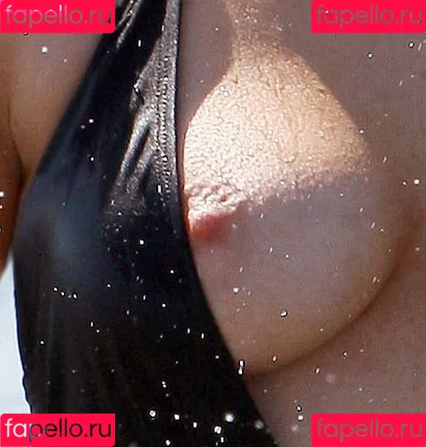 Sophie Monk Onlyfans Photo Gallery 