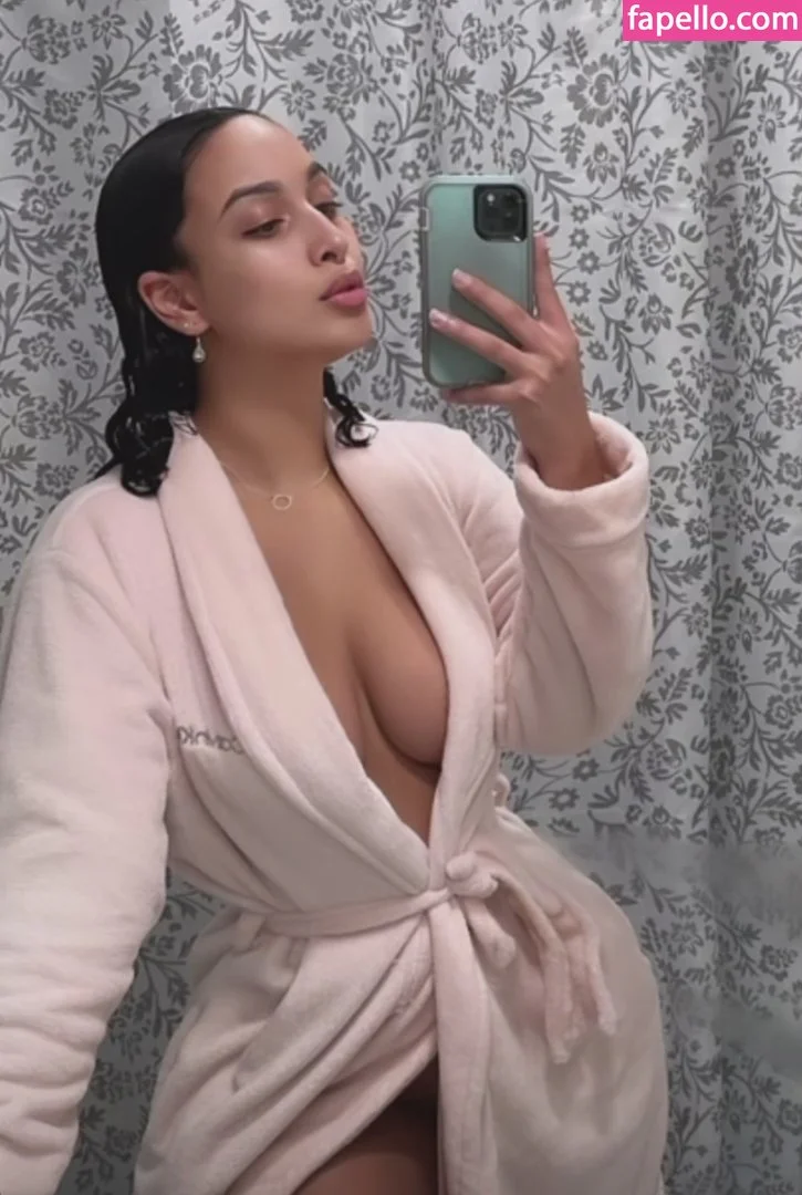 Memi_ Onlyfans Photo Gallery 