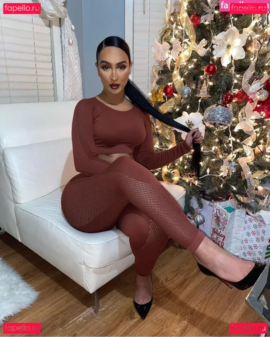 Memi_ Onlyfans Photo Gallery 