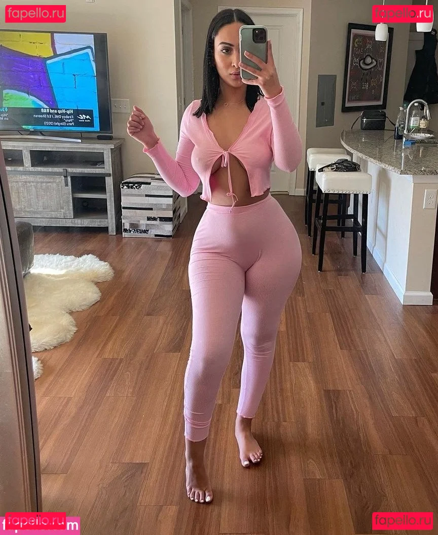 Memi_ Onlyfans Photo Gallery 