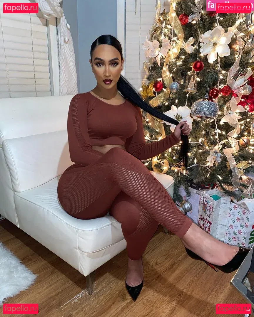 Memi_ Onlyfans Photo Gallery 