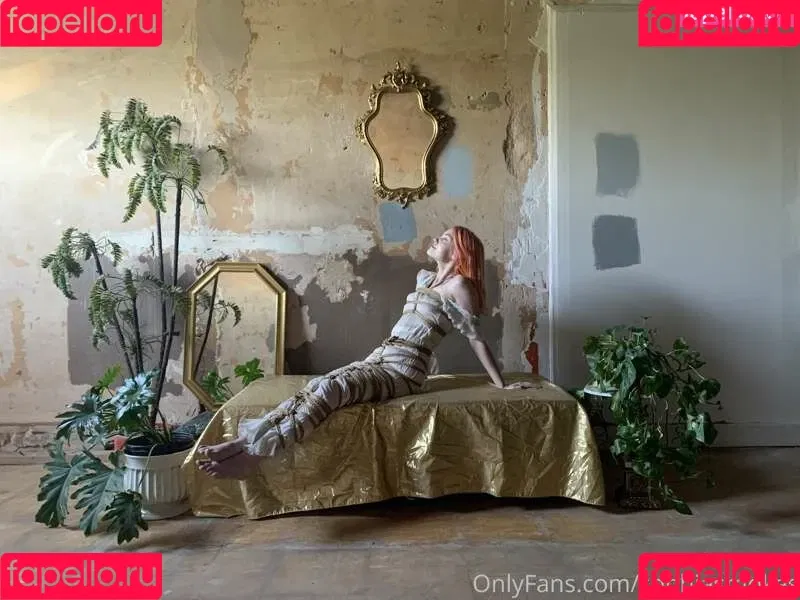 sophiasmokes Onlyfans Photo Gallery 
