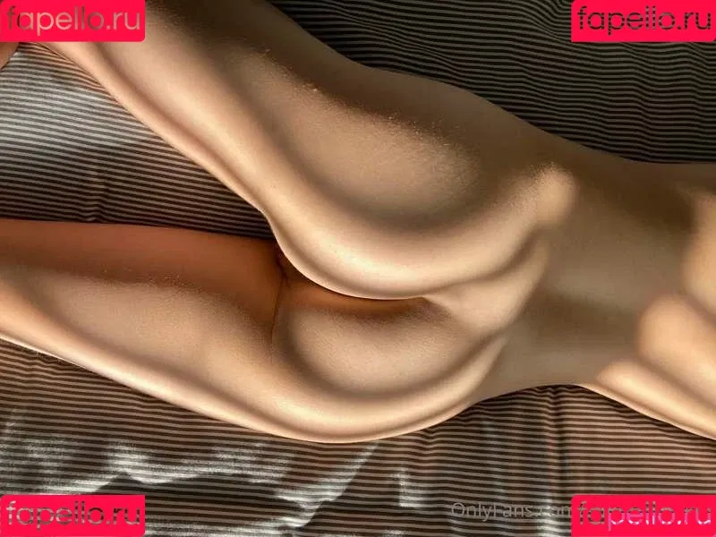 sophiasmokes Onlyfans Photo Gallery 