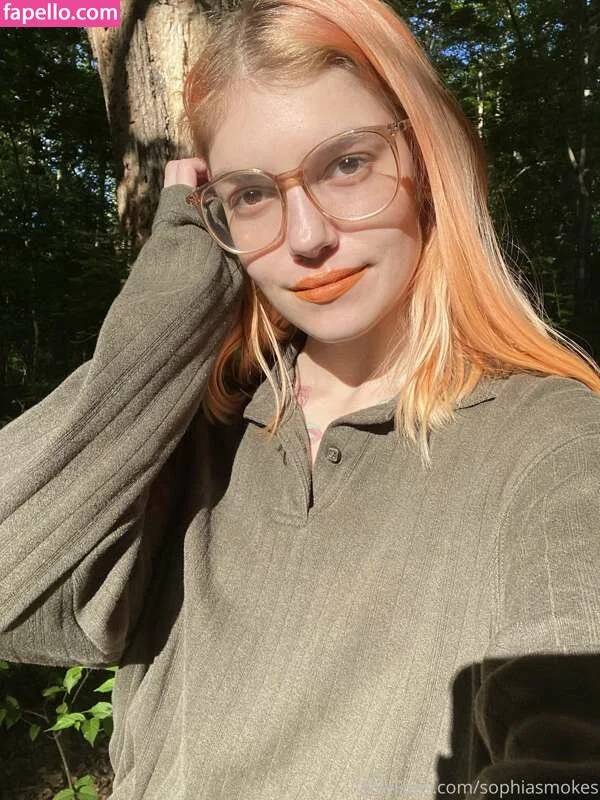 sophiasmokes Onlyfans Photo Gallery 