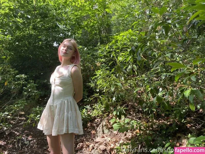 sophiasmokes Onlyfans Photo Gallery 