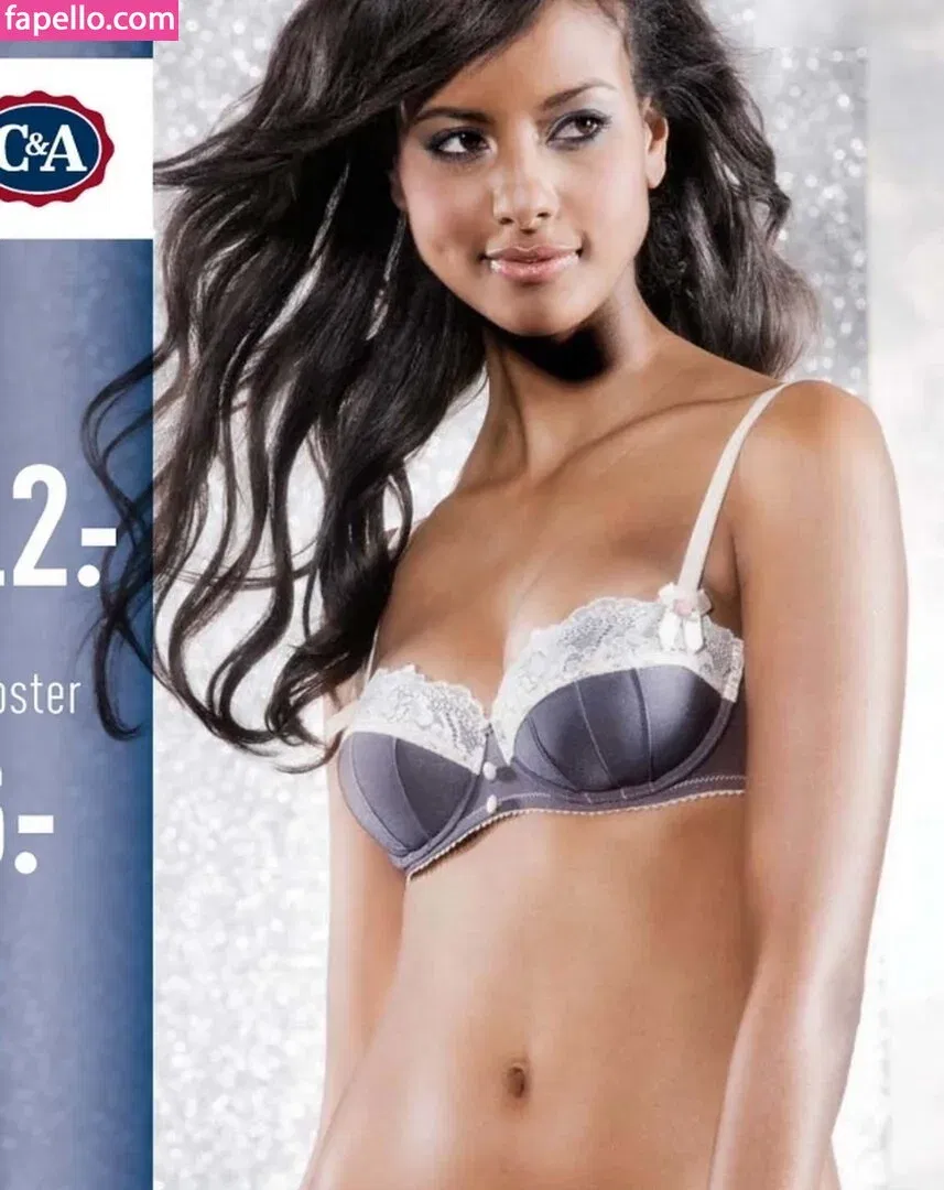 Sara Nuru Onlyfans Photo Gallery 