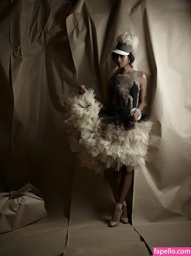 Sara Nuru Onlyfans Photo Gallery 